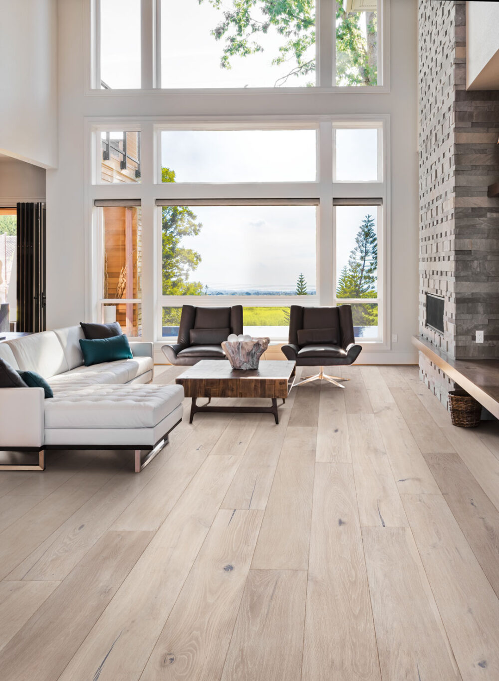 Montage European Oak Capri Engineered Hardwood Room Scene